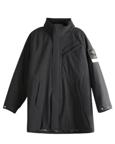 Klasyczny długi płaszcz Stone Island z wysokim kołnierzem